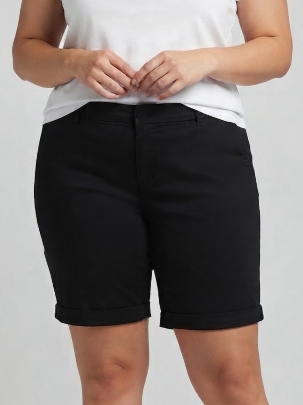 NWT RICKI’S Black Cuffed Cotton Bermuda Shorts size 16